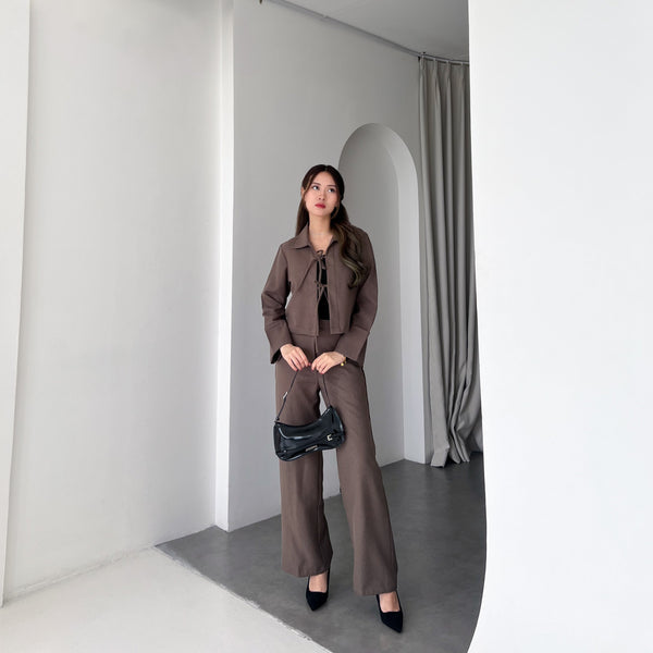 Ebisu Brown Top