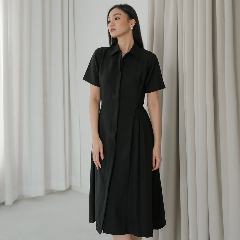Otaru Black Dress